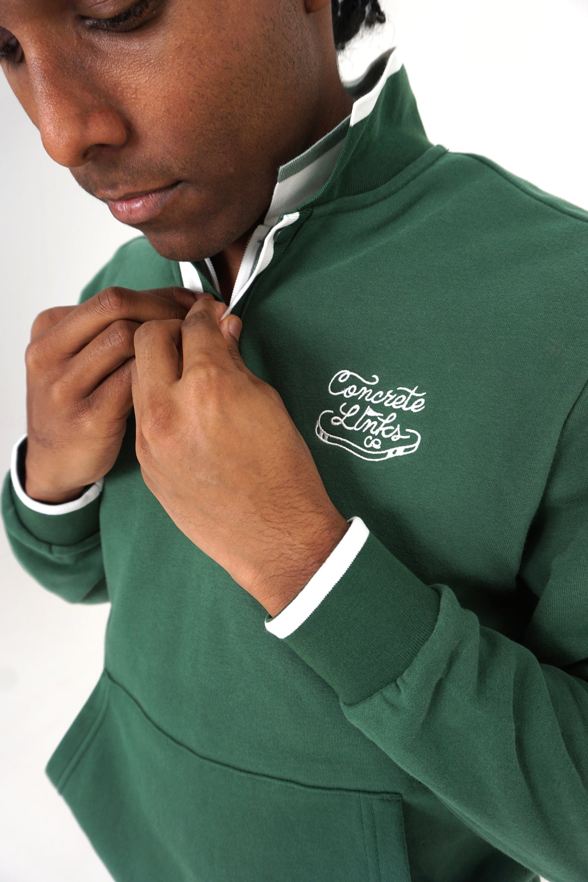 The Roamer Pullover - Pine Green