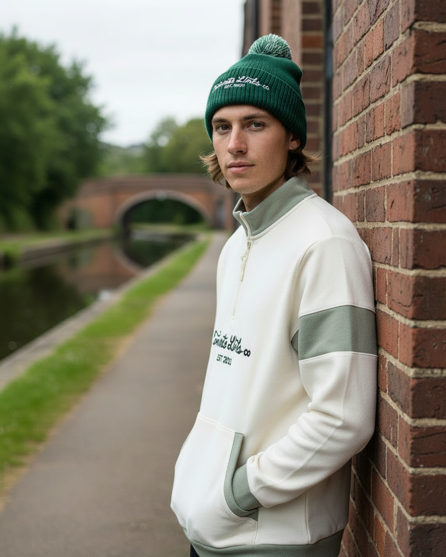 “For The Grind” Two-Tone Bobble Hat – Pine & Ecru
